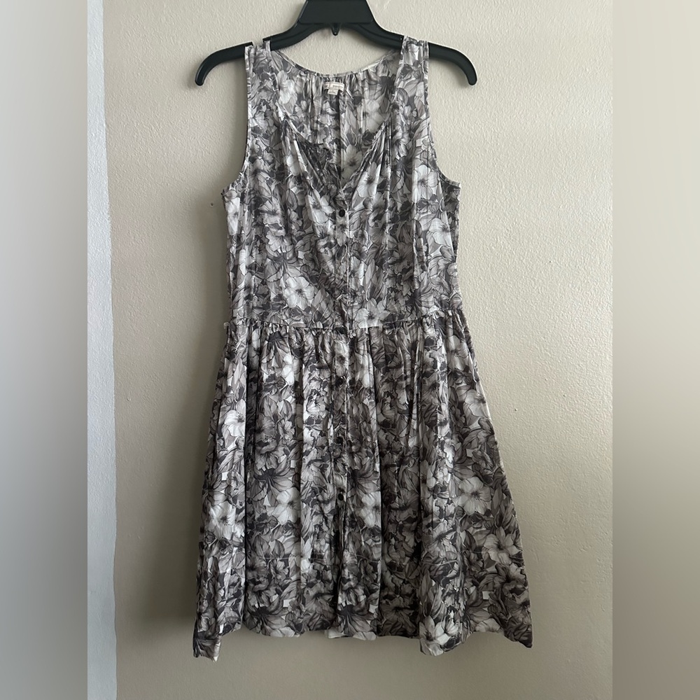 GAP Gray Floral Midi Dress